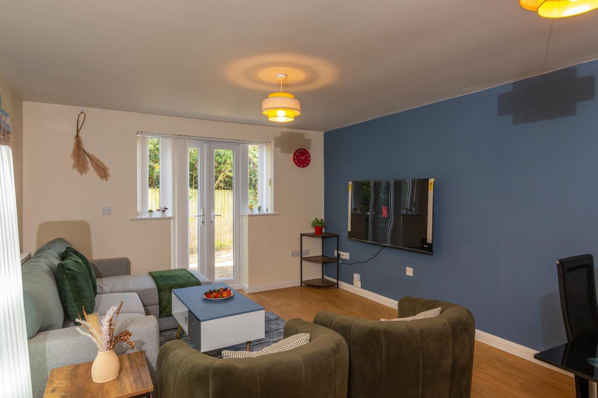 The Vogue Stay, 3 Bedrooms, 2 Bathrooms, Ideal For Jr & Oxford Hospitals, Free Carpark, Conveniently Located For Ring Road Access, 2 Miles From Oxford City Centre Easy Car & Bus Route מראה חיצוני תמונה